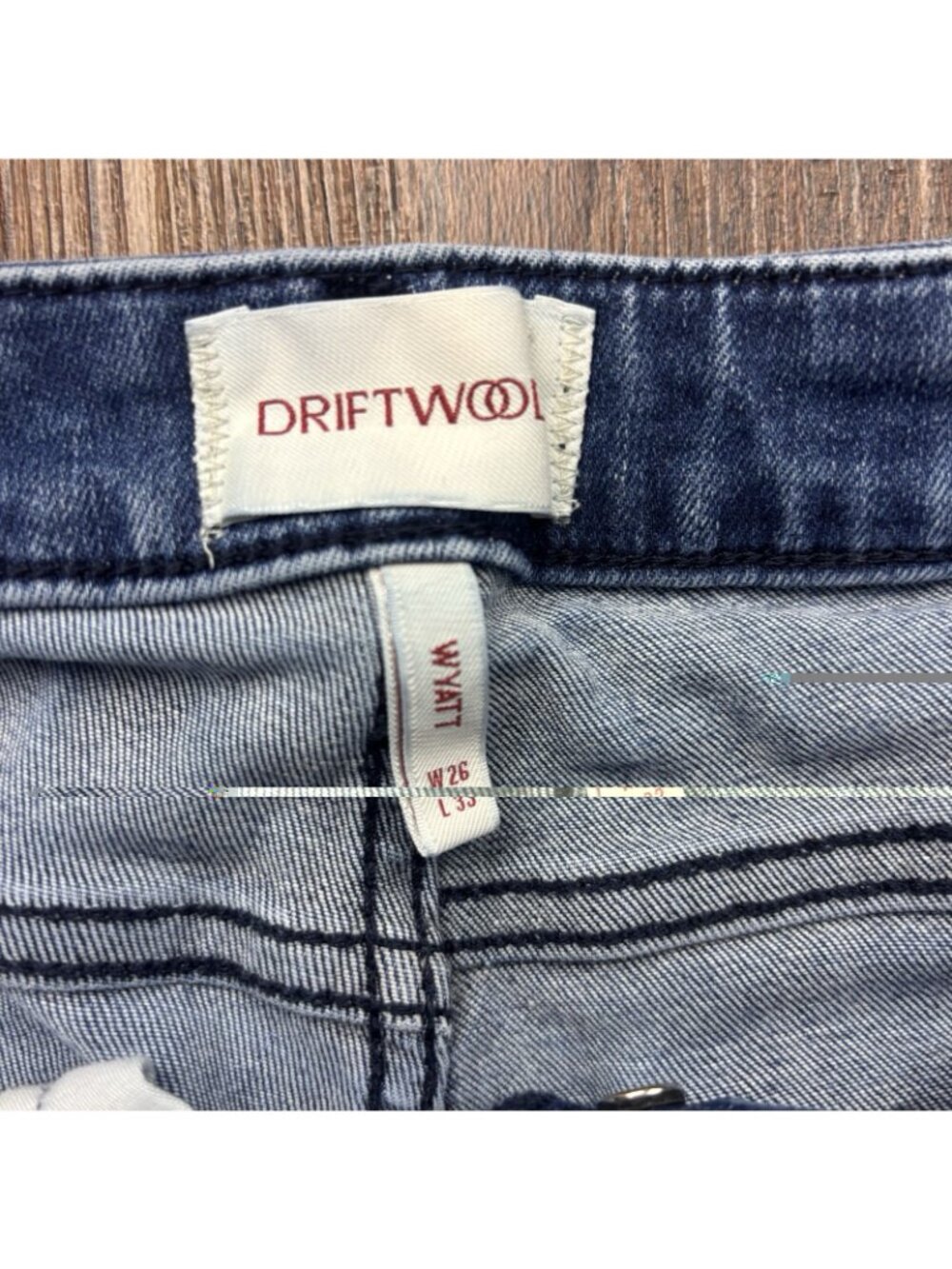 Driftwood Wyatt Flare Flare Exposed Button Fly Distressed Medium Wash Size W26 - Picture 5 of 11